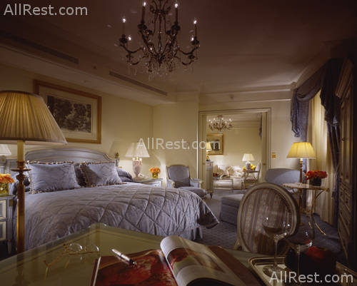 Hotel Four Seasons George V 6